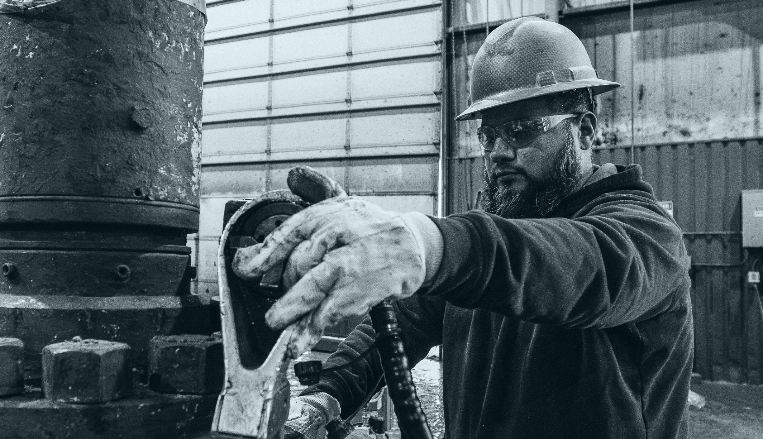 Tres Energy partners working alongside management teams in the field